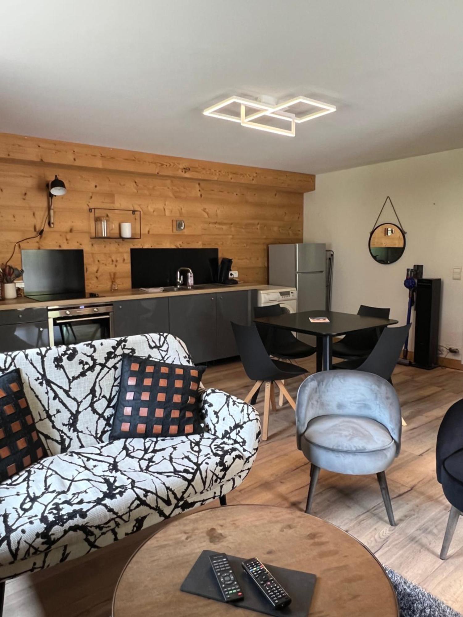 Neuf Chalet 4P Le Suet Jacuzzi Privatif Entremont Exterior photo